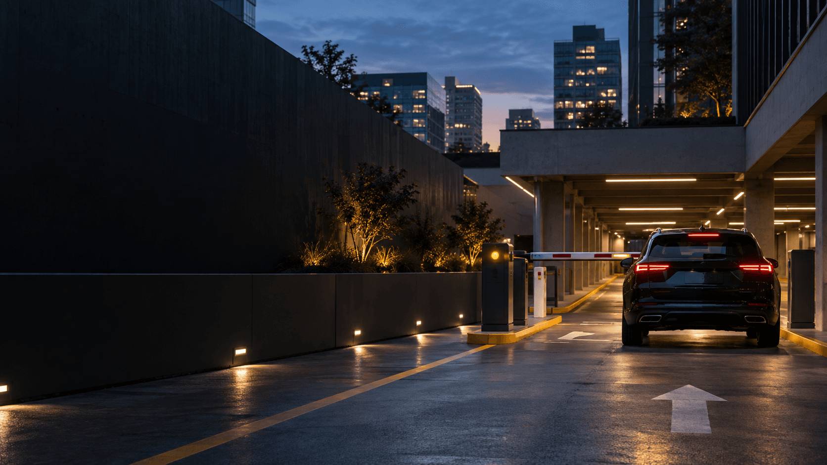 Entrada de estacionamento urbano One Park ao entardecer